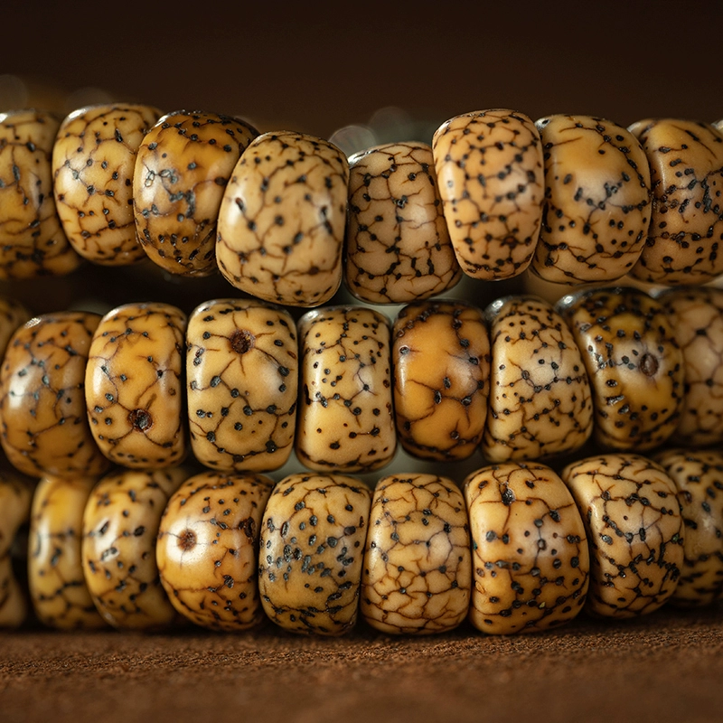 チベット▪高磁器度老星月菩提仏珠手串